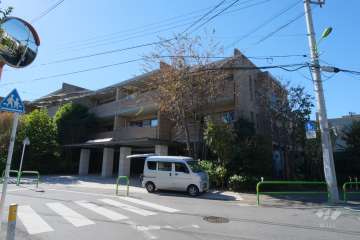 プラウド富士見ヶ丘コートテラスの外観（北東側から）