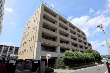 世田谷烏山ガーデンハウスの外観（南西側から）