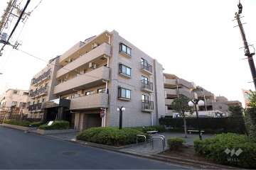 ライオンズマンション北烏山の外観（北東側から）