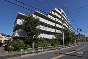 セルテシティオ世田谷烏山の外観（西側から）
