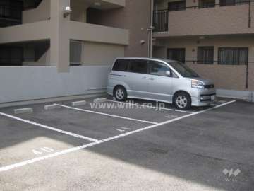 屋外駐車場