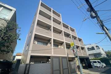 マンションの外観（南東側から）