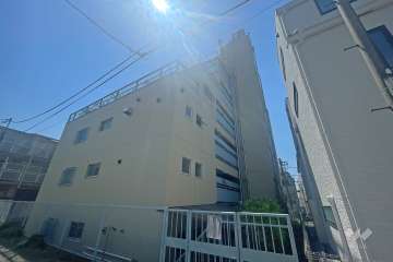 北沢ハイツの外観（北東側から）