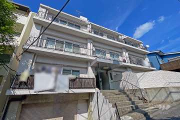 北沢マンションの外観（南西側から）