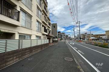 敷地東側の前面道路（東側）
