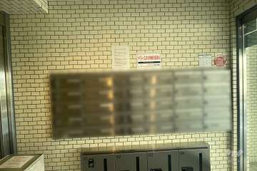 共用ポストと宅配ボックス