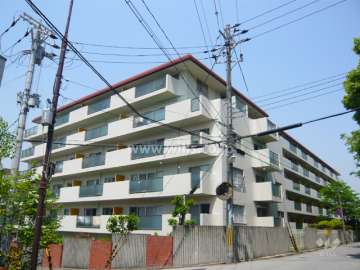 シーアイマンション夙川の外観（南東側から）