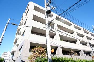 パークテラス下北沢の外観（南東側から）