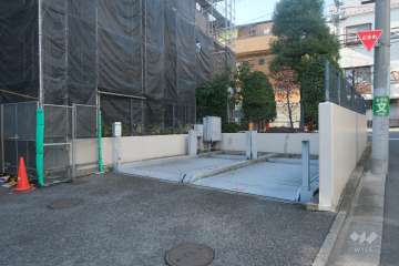 敷地内駐車場（屋外機械式）