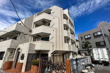 メゾンドマルシェの外観（南西側から）