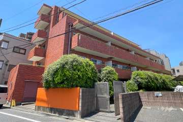 フジタ野沢マンションの外観（東側から）　　