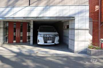 敷地内駐車場（屋内平面式）