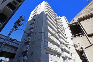 グランドメゾン野沢の外観（南側から）