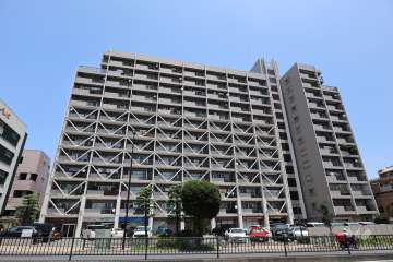 マンションの外観（南西側から）