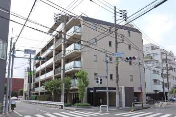 サンクレイドル学芸大学の外観（東側から）
