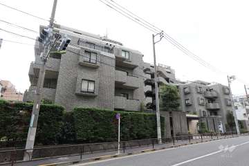 フォルスコート学芸大学の外観（北東側から）