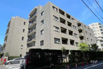 フォルスコート学芸大学の外観（南西側から）