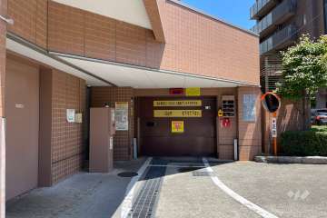 敷地内駐車場（タワー式立体）