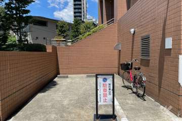 敷地内駐車場（屋外平面式）