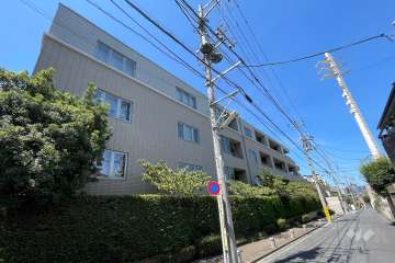 パークハイム学芸大学センターコートの外観（南東側から）