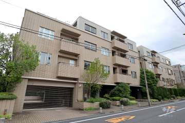 パークハイム学芸大学センターコートの外観（北西側から）　