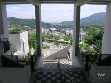 221号棟の吹き抜け