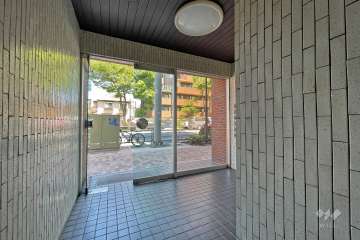 エントランスホール