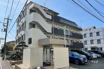 野毛ヒミコマンションの外観（北側から）