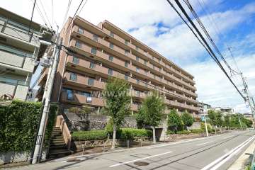 夙川ハウスの外観（南西側から）