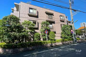 クレッセント上野毛３の外観（北東側から）