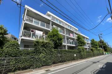 上野毛リッツハウスB館の外観（南西側から）