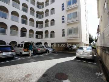 敷地内駐車場（屋外平面式）