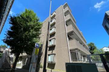 菱和パレス世田谷桜新町の外観（東側から）