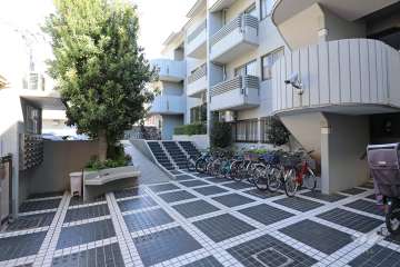 エントランスアプローチ