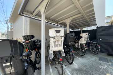 駐輪場（屋根あり）
