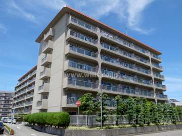 スターハイツ西宮北口の外観（南西側から）
