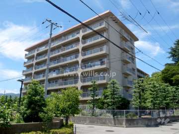 スターハイツ西宮北口の外観（南東側から）