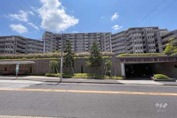 グランフォート用賀の外観（北側から）