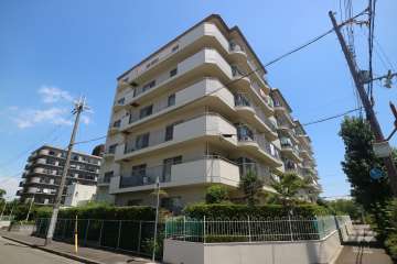 ジークレフ武庫川の外観（南西側から）