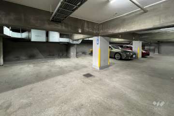 敷地内駐車場（屋内平面式）