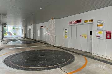敷地内駐車場（タワー式立体）