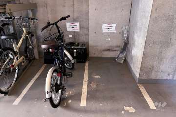バイク置場