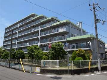 スターハイツ甲子園口の外観（南東側から）