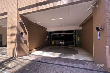 敷地内駐車場（屋内機械式）