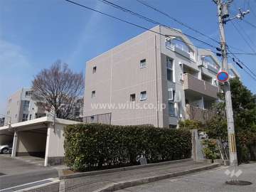 タウンハウス夙川（A棟とC棟）の外観（北西側から）