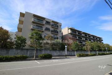 西宮能登レックスマンションの外観（北東側から）