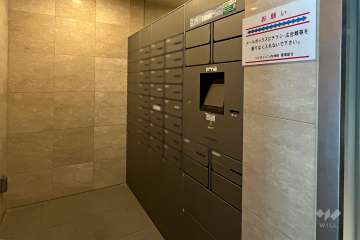 宅配ボックスと共用ポスト　
