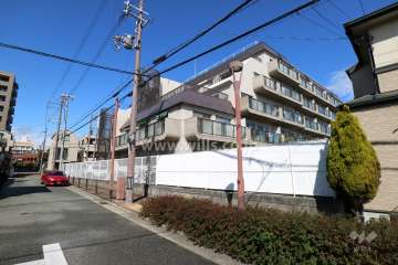 日商岩井夙川マンションの外観（南西側から）