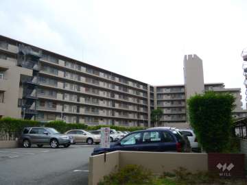 日興甲東園スカイマンションの外観（北側から）