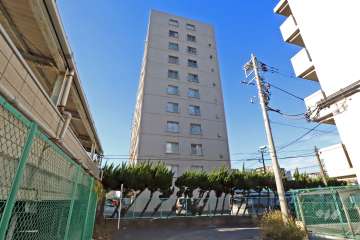 三洋キャッスルハイツの外観(南東側から)